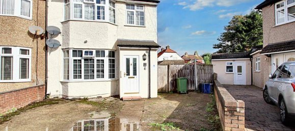 Casa de 5 dormitorios en Uxbridge, United Kingdom No. 5030 2