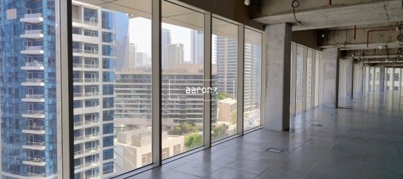 1687.4m² Office in Jumeirah Beach Residence, UAE No. 38804 9