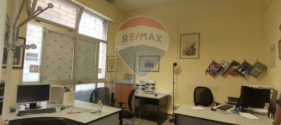 7 rooms Office in Palermo, Italy No. 356213 9