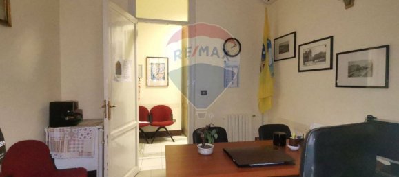 7 rooms Office in Palermo, Italy No. 356213 3