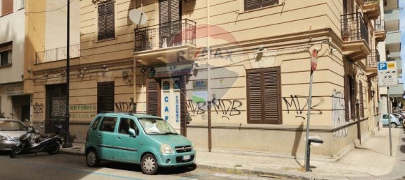 7 rooms Office in Palermo, Italy No. 356213 27