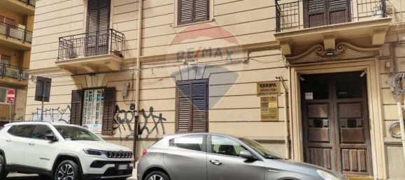 7 rooms Office in Palermo, Italy No. 356213 14