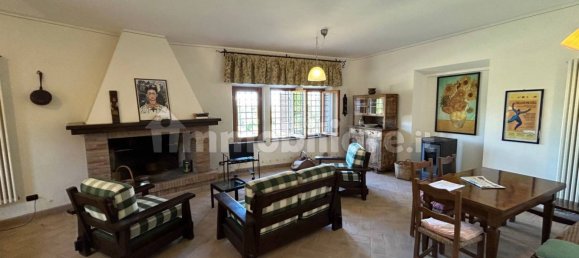 3 bedrooms House in Todi, Italy No. 39053 41