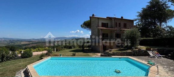 3 bedrooms House in Todi, Italy No. 39053 11