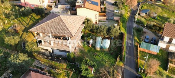 3 Schlafzimmer Villa in Fiuggi, Italy, Nr. 196068 44