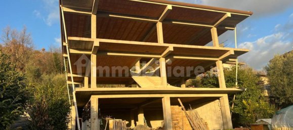 3 Schlafzimmer Villa in Fiuggi, Italy, Nr. 196068 8