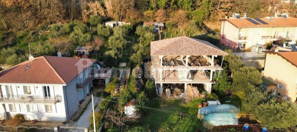 3 Schlafzimmer Villa in Fiuggi, Italy, Nr. 196068 24