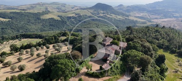 10 bedrooms Castles in Volterra, Italy No. 378323 38