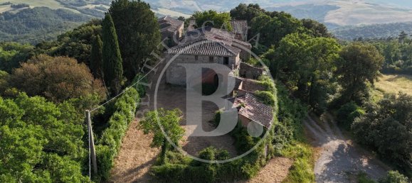 10 bedrooms Castles in Volterra, Italy No. 378323 42