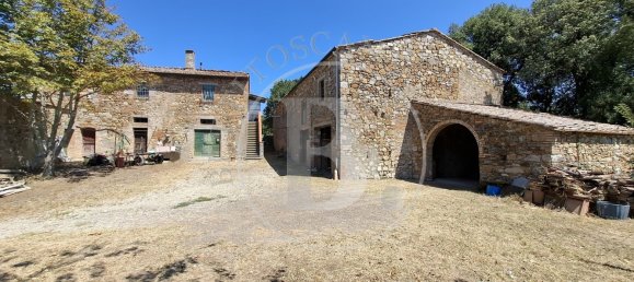 10 bedrooms Castles in Volterra, Italy No. 378323 5