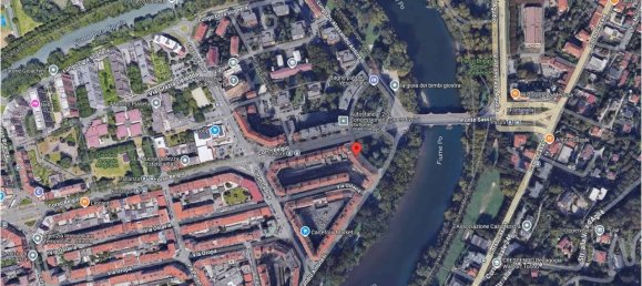 5 rooms Commercial property in Turin, Italy No. 12229 7