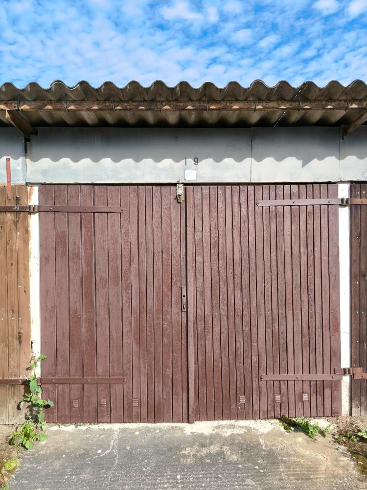  Parking in Rostock, Germany No. 336366