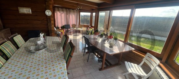 4 bedrooms Villa in Marigny-le-Chatel, France No. 275549 9