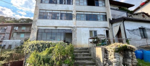 5 Schlafzimmer Haus in Gazzaniga, Italy, Nr. 310213 14