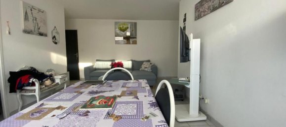 2 bedrooms Apartment in Beaurains, France No. 51417 3