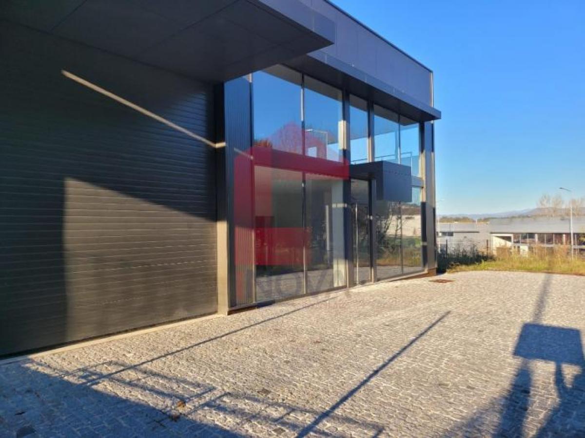  مصنع في Braga, Portugal 430متر مربع رقم 8414