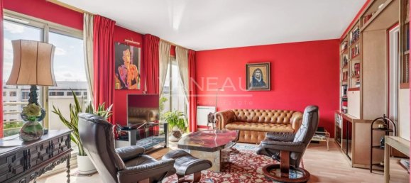 3 rooms Apartment in Levallois-Perret, France No. 342843 2
