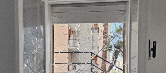 Apartamento de 2 divisões em Sanremo, Italy N.º 302736 13