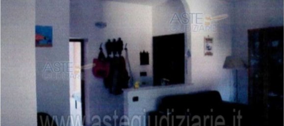 Apartamento de 3 habitaciónes en Pomezia, Italy No. 196536 16