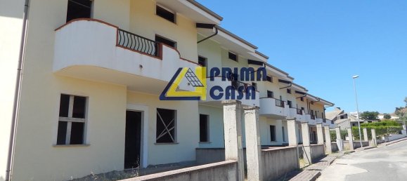 5-Zimmer Haus in Satriano, Italy, Nr. 17986 2