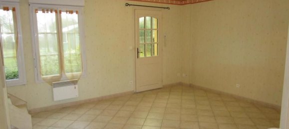 2 chambres Maison à Châteauneuf-sur-Loire, France No. 229112 2