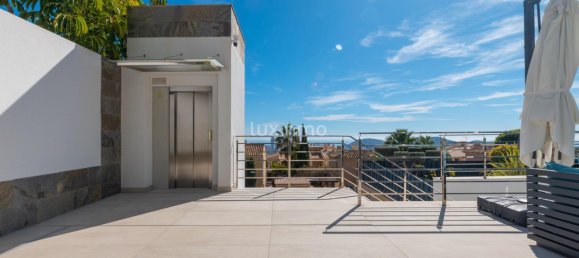 5 Schlafzimmer Villa in Alicante, Spain, Nr. 27569 49