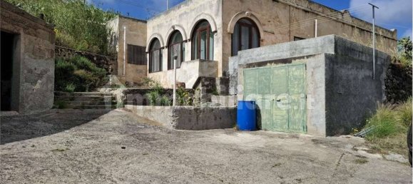 5-Zimmer Villa in Pantelleria, Italy, Nr. 352087 2