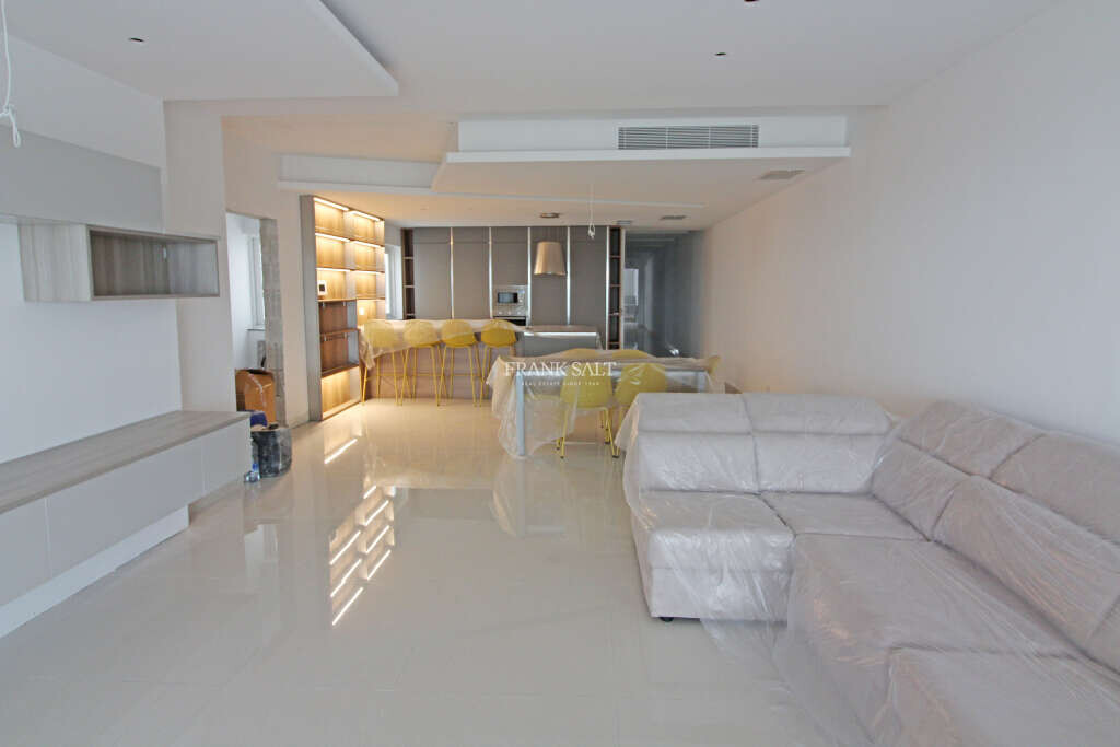 Apartamento de 3 dormitorios en Mellieha, Malta No. 11238