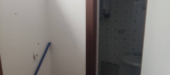 1 room Commercial property in Campobasso, Italy No. 64886 3