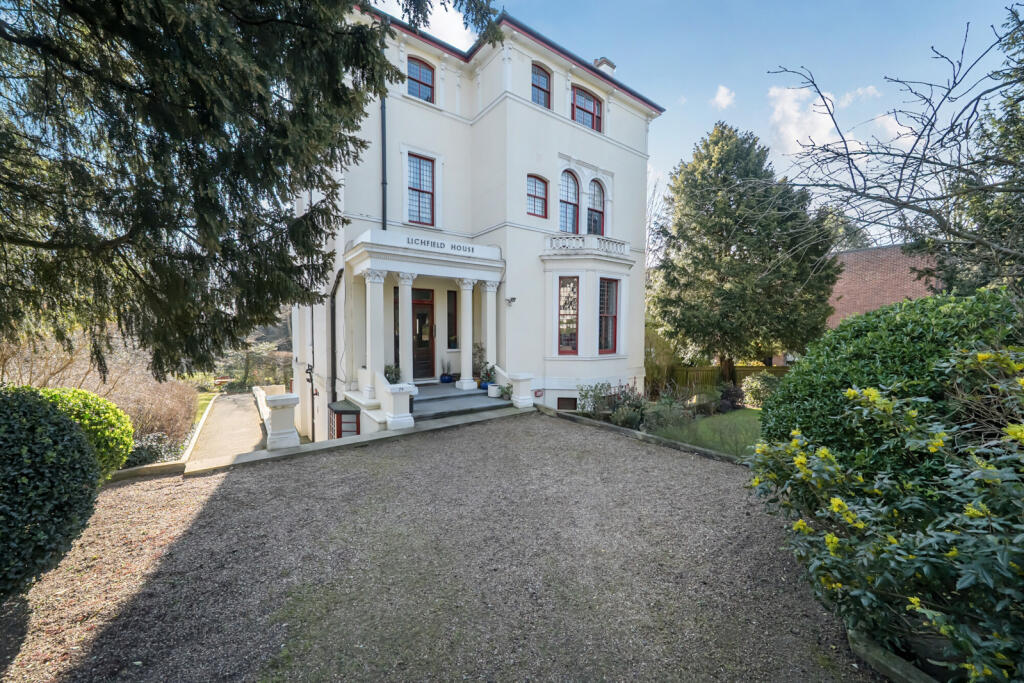 1 bedroom Apartment in London, United Kingdom No. 7813