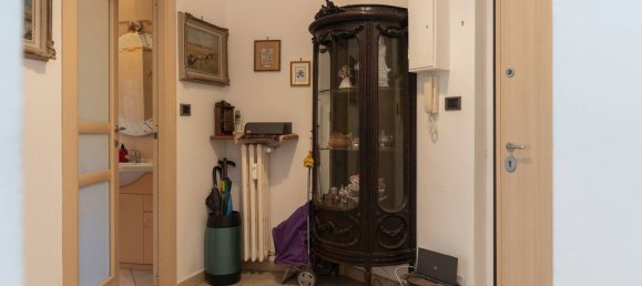 2 bedrooms Apartment in Turin, Italy No. 380307 17