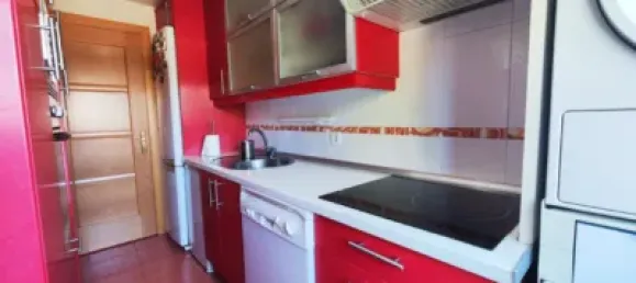 Apartamento de 3 dormitorios en Madrid, Spain No. 142275 2