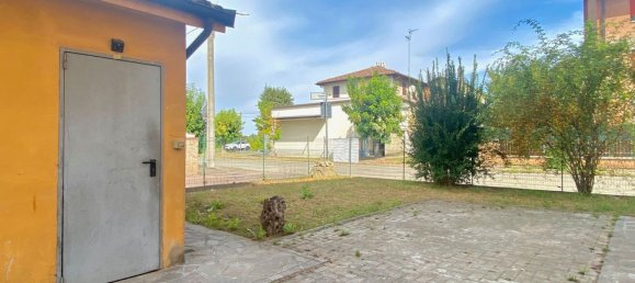 4 bedrooms Duplex in Modena, Italy No. 381658 6