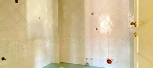 4 bedrooms Duplex in Modena, Italy No. 381658 30