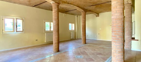 4 bedrooms Duplex in Modena, Italy No. 381658 14