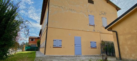 4 bedrooms Duplex in Modena, Italy No. 381658 5