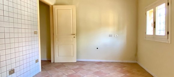 4 bedrooms Duplex in Modena, Italy No. 381658 17