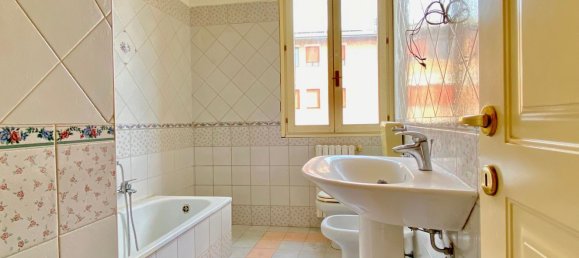 4 bedrooms Duplex in Modena, Italy No. 381658 28