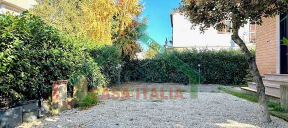 4-Zimmer Wohnung in Capodimonte, Italy, Nr. 157362 9