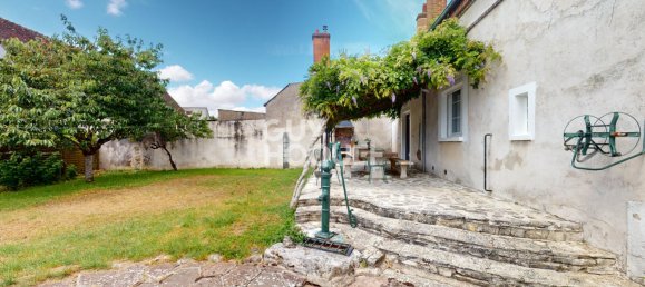 Casa de 4 dormitorios en Chateaudun, France No. 275478 7