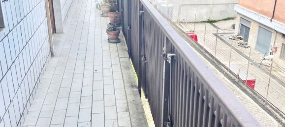 5 rooms Apartment in Cosenza, Italy No. 303599 13