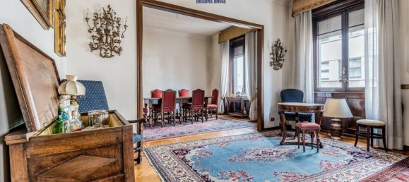 3 bedrooms Apartment in Milan, Italy No. 325727 5