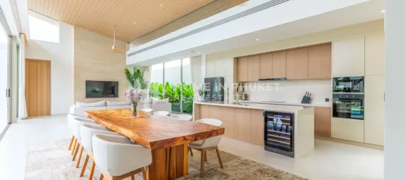 4 bedrooms House for sale in Phuket, Southern Thailand, Thailand № 60810 8