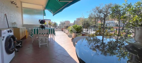 Ático de 4 habitaciónes en Sanremo, Italy No. 8633 32