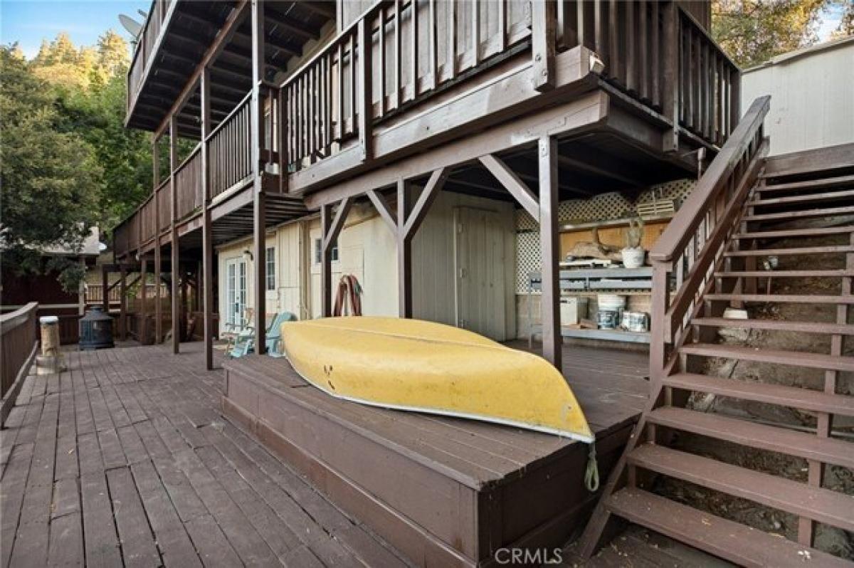 2 bedrooms House in Crestline, USA No. 389345