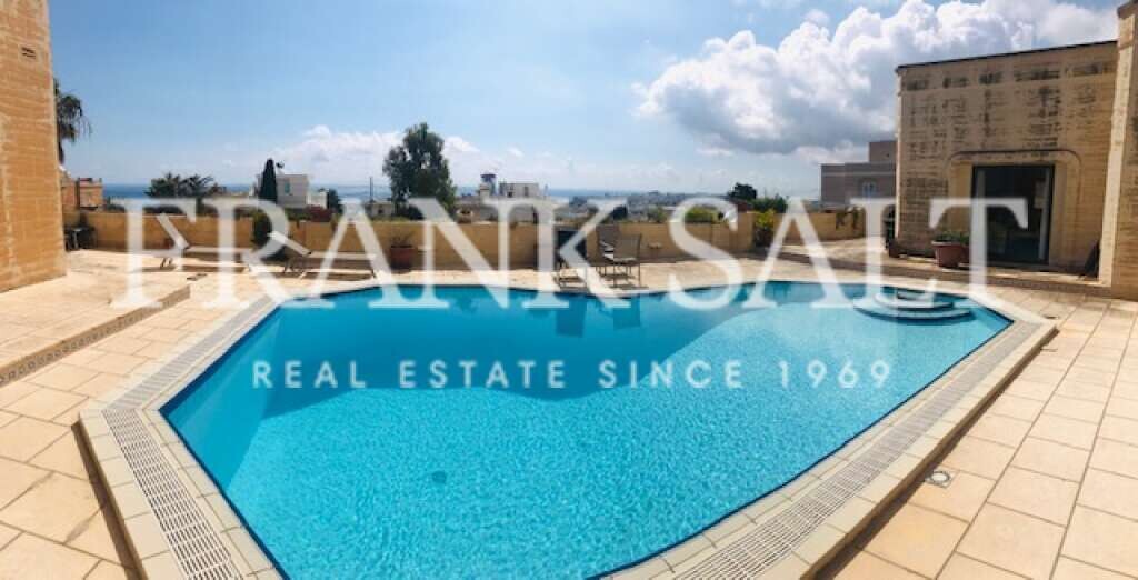 Вилла с 4 спальнями в Свийи, Мальта № 6459