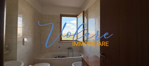 Apartamento de 2 dormitorios en Tivoli, Italy No. 262538 18