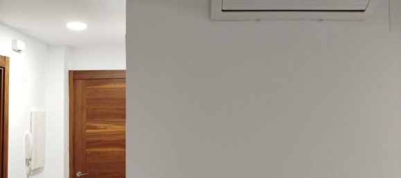 Apartamento de 2 dormitorios en Córdoba, Spain No. 160853 6