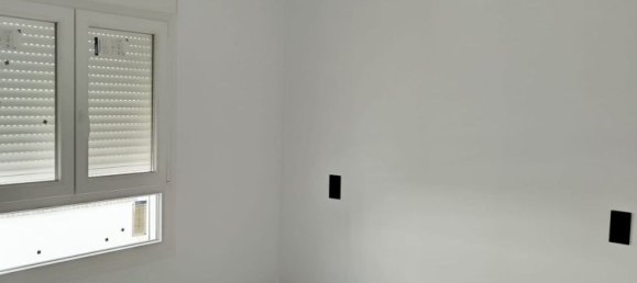 Apartamento de 2 dormitorios en Córdoba, Spain No. 160853 4