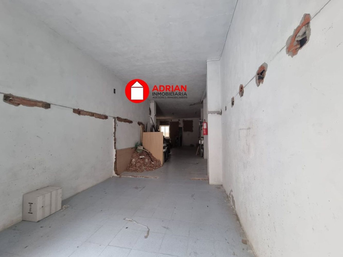 Gewerbliche Immobilie in La Vall d'Uixo, Spain 120m², Nr. 146377